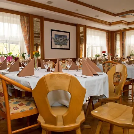 호텔 Gasthof-hotel Jaritz 3*